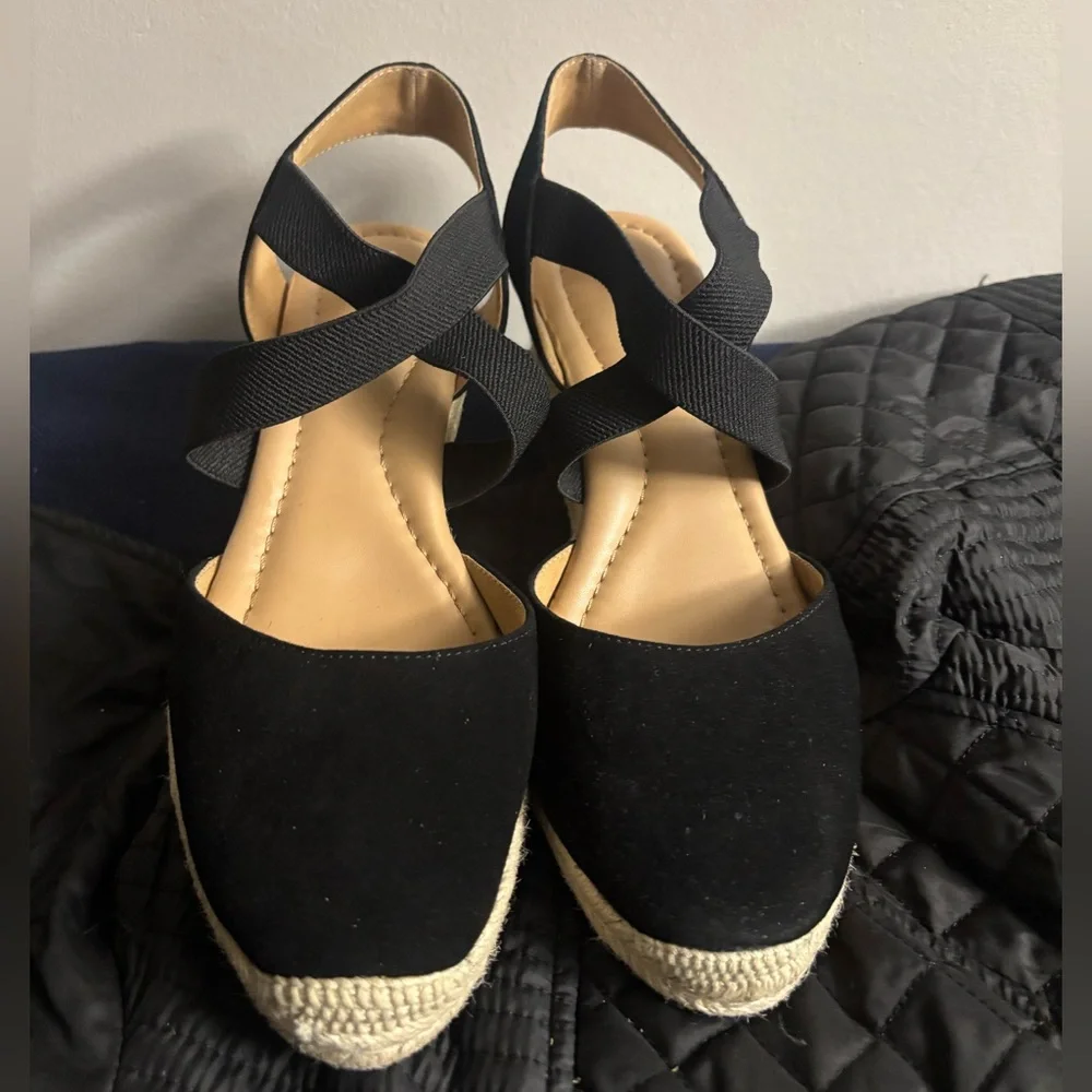 Easy Spirit Black Espadrille Wedge Sandals